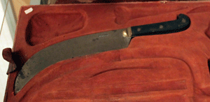 Amputaatioon käytetty veitsi