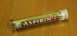 Aspiriini-paketti Turun Lasarettimuseossa.